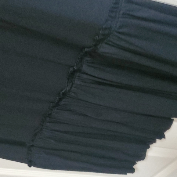 A&D Ruffle Tee - Picture 2 of 3